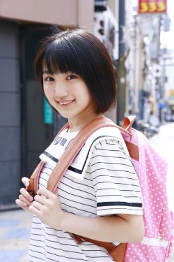 尿急女子露屁股